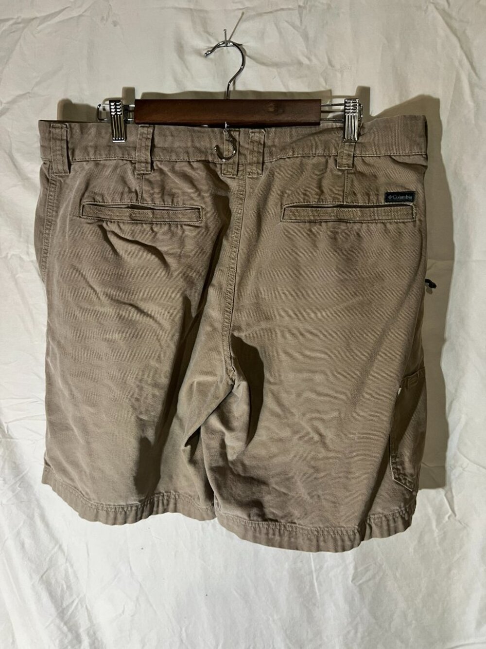 Columbia Men's Brown Outdoor Cargo Shorts Size 36 Zip Pocket Snap Classic Short - Picture 2 of 5